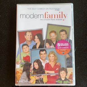 Modem Family 4 disc set NEW